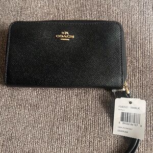 Coach Long Zip Wallet- new with tags